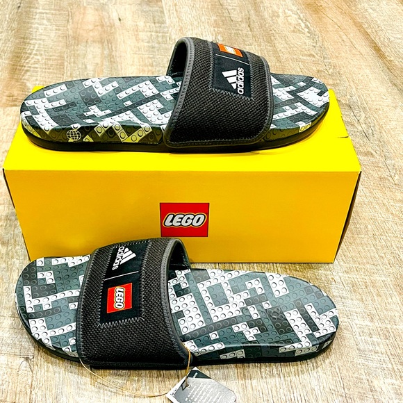 Adidas x LEGO - Men’s 12 - NWT - Adilette Comfort Slides 2022 - Picture 2 of 16